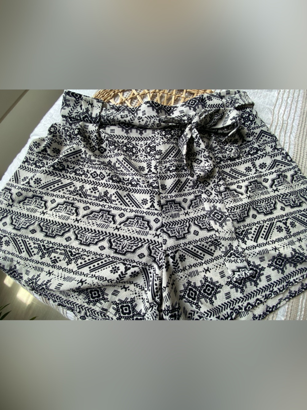 Gracie Black & Ivory White Bohemian Aztec Print Elastic Waist Shorts